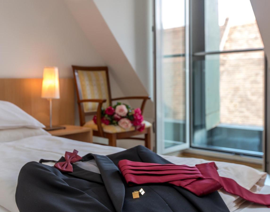 Deutscher Orden Hotel *
